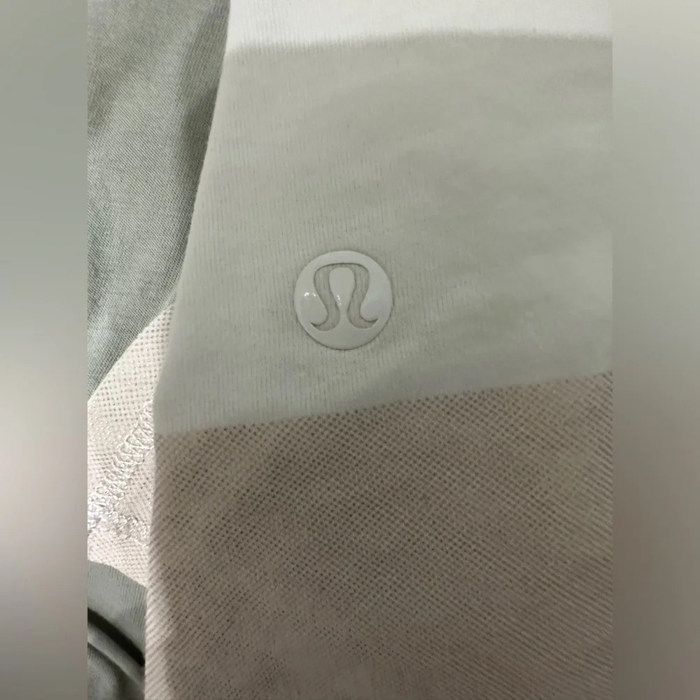 lululemon athletica measurement posted